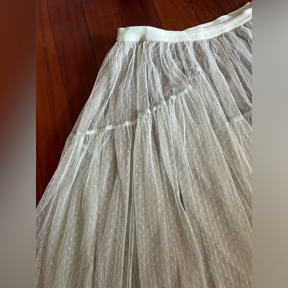 XXL Tule skirt light green colour layered skirt - summer 1980s styled skirt - Picture 3 of 4